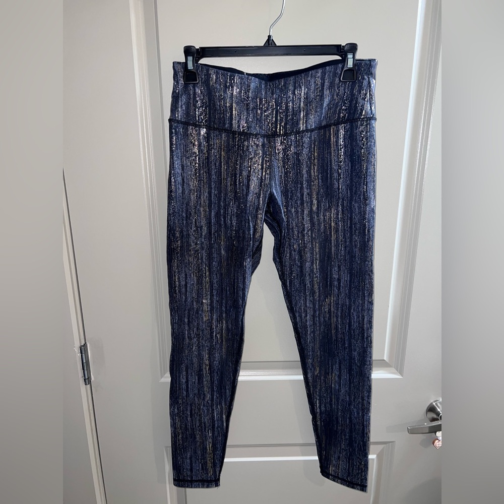 Victoria’s Secret VSX Sport Cropped Metallic Shimmer Legging Rare Size M